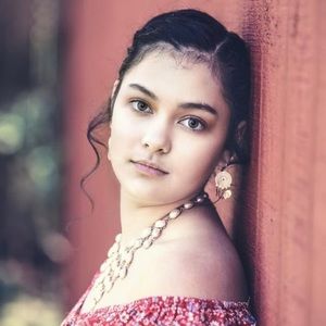 Meet your Posher, Olivia